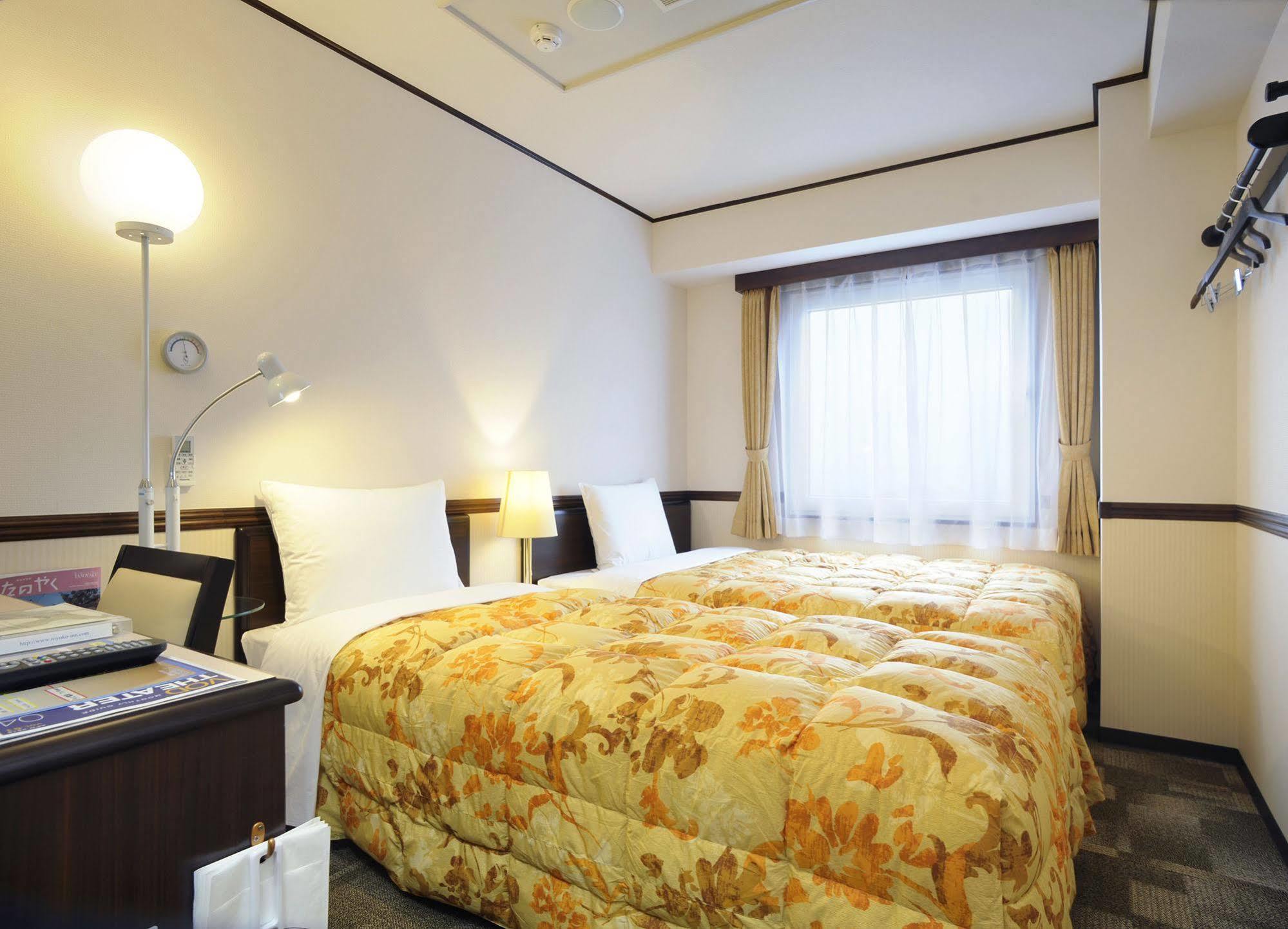 Toyoko Inn Misato Ekimae المظهر الخارجي الصورة