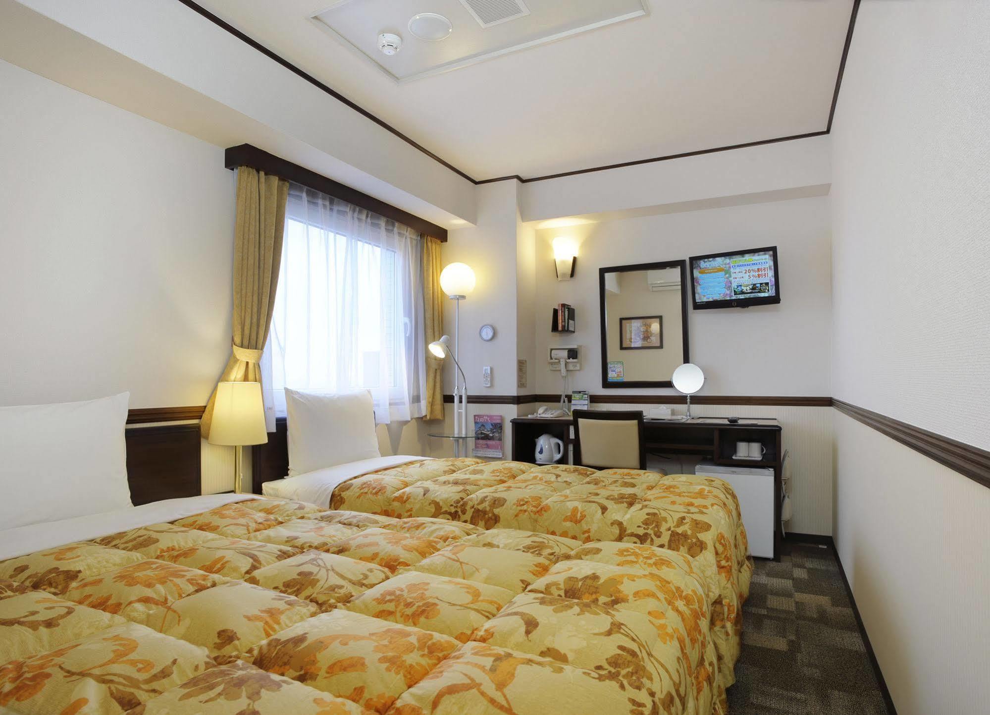 Toyoko Inn Misato Ekimae المظهر الخارجي الصورة